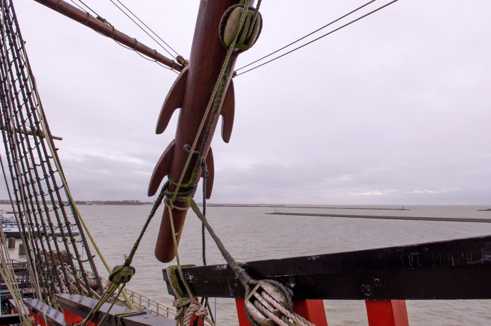 Batavia Lelystad en afsluitdijk lichtkunstproject 'Icoon Afsluitdijk' heeft de kunstenaar Daan Roosegaarde