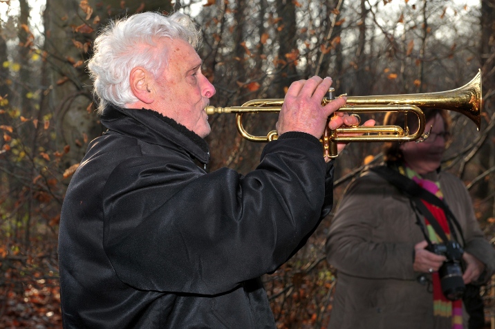 Onthulling plakette Misdadigerskerkhof Oosterhout