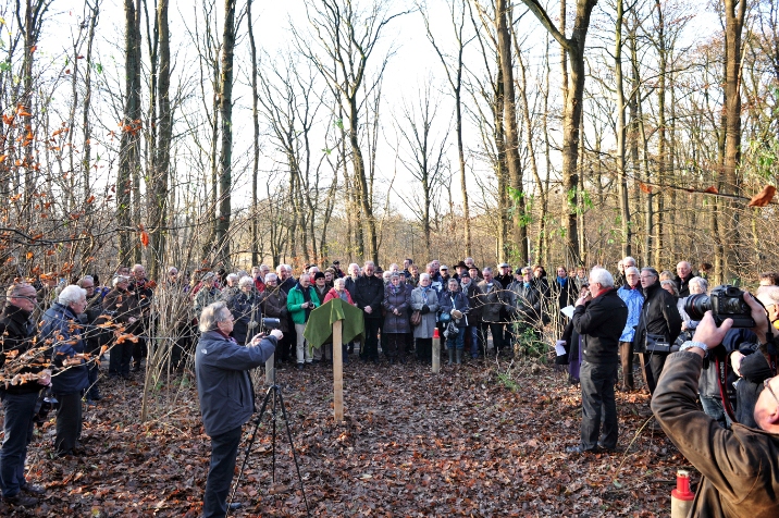 Onthulling plakette Misdadigerskerkhof Oosterhout