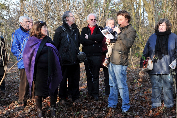 Onthulling plakette Misdadigerskerkhof Oosterhout