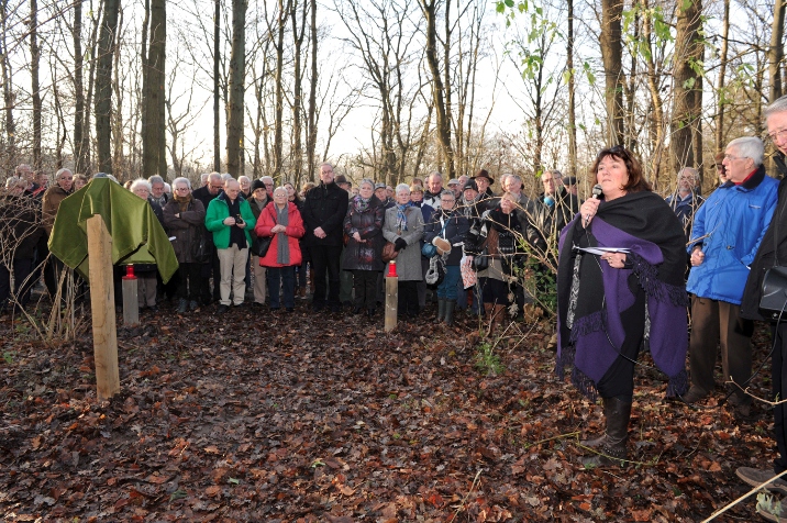 Onthulling plakette Misdadigerskerkhof Oosterhout